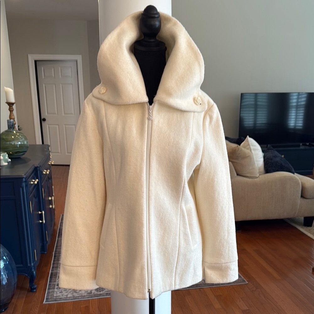 Samuel Dong Elegant Cream Women's Jacket size medium